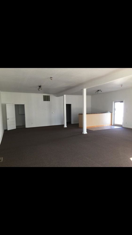 118 N Monroe St, Brookfield, MO 64628